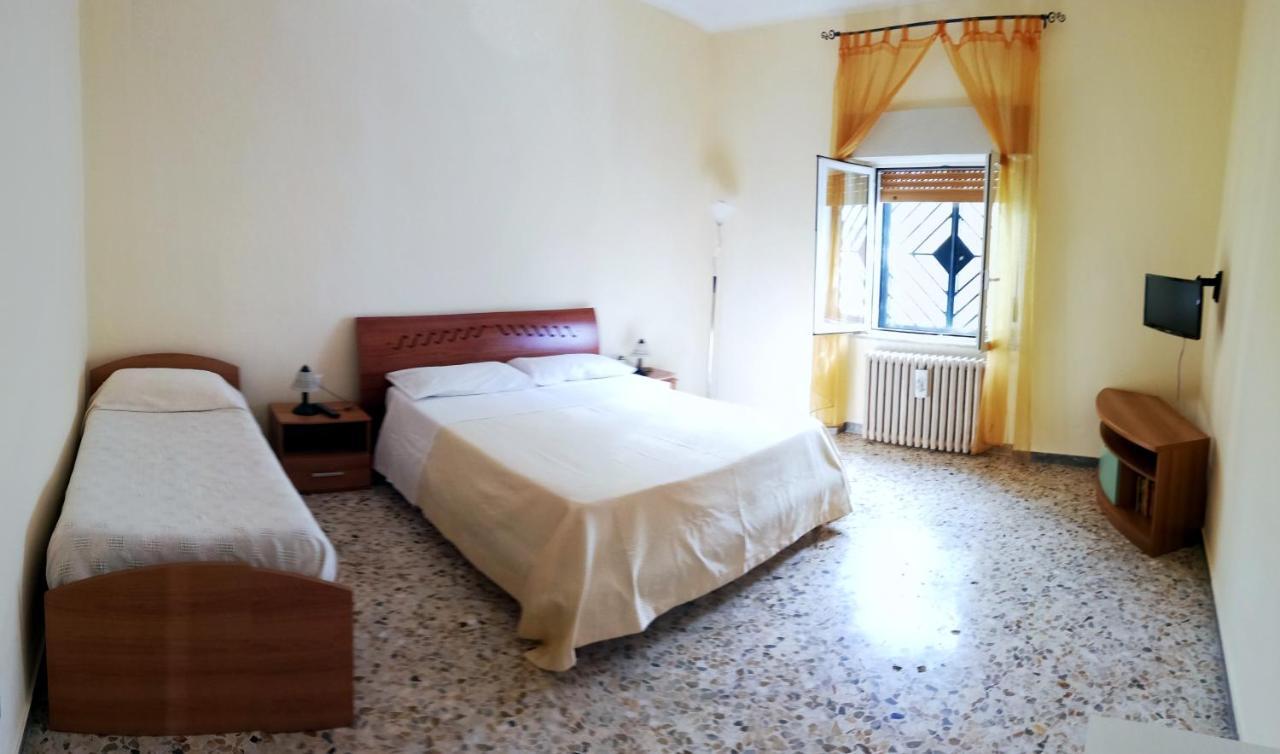 Lucia'S Apartaments 巴里 外观 照片